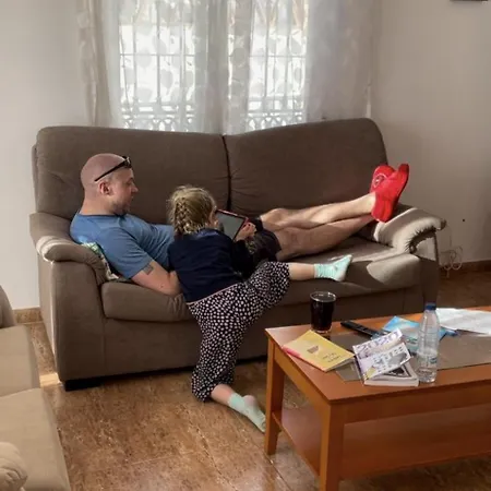 5 Bed Family With Pool Дом отдыха