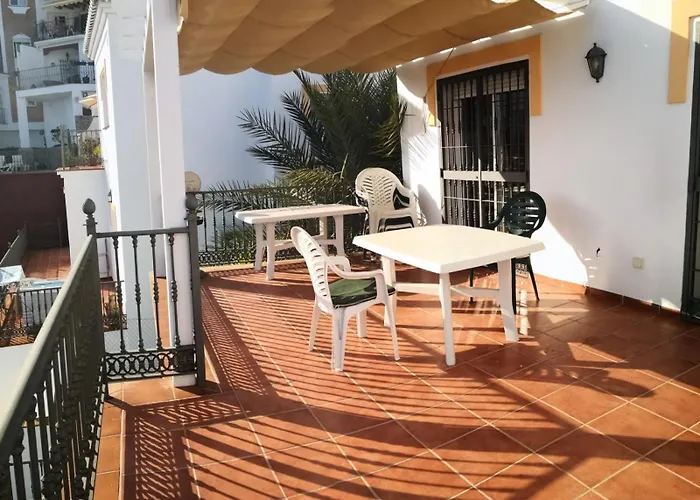 別荘 5 Bed Family With Pool