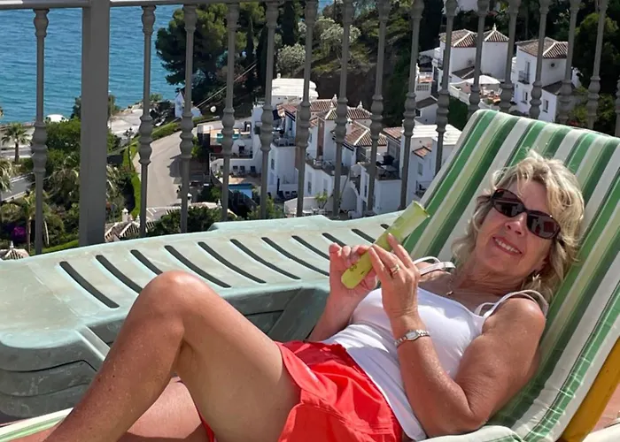 5 Bed Family With Pool 別荘